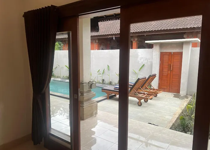 Dira House Villa *