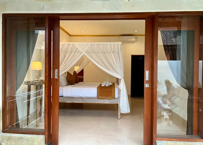Villa Dira House